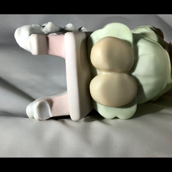 PRECIOUS MOMENTS “Slide into the...” sled figurine - Picture 4 of 16